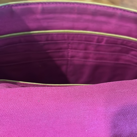 HOBO International Green Yellow Leather Large Clutch - Picture 14 of 16